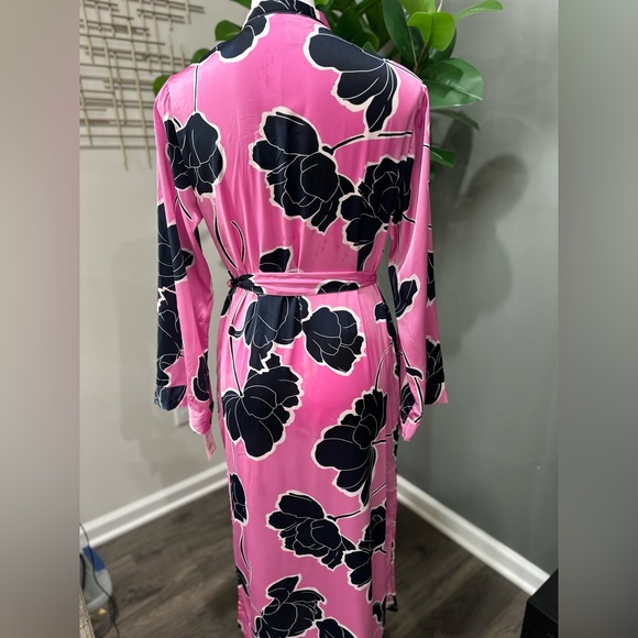 New Stars Above Silk Floral Printed Robe M/L and Chemise Gown M Bundle - Picture 7 of 11